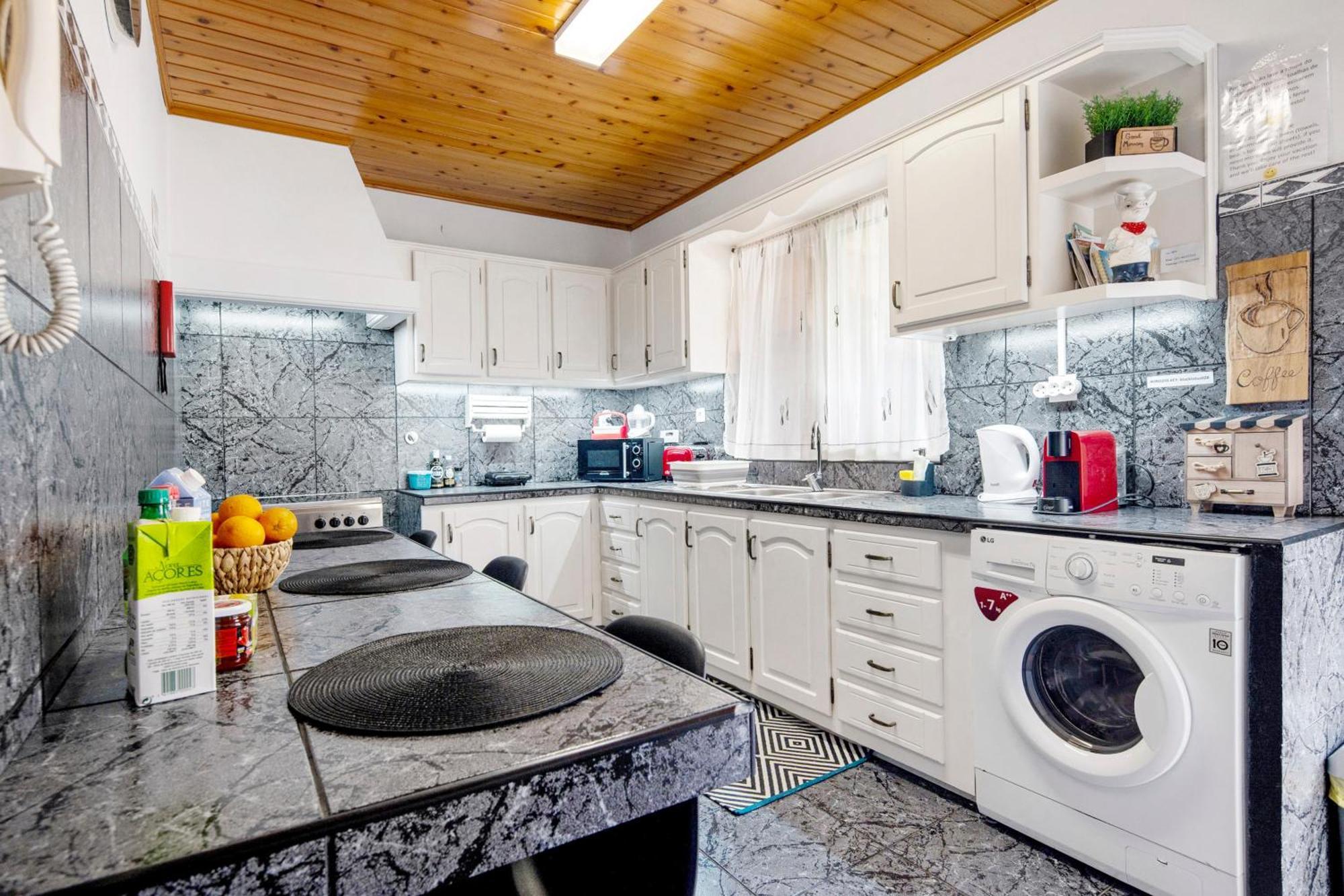 Holiday home Casinha Do Monte Achadinha
